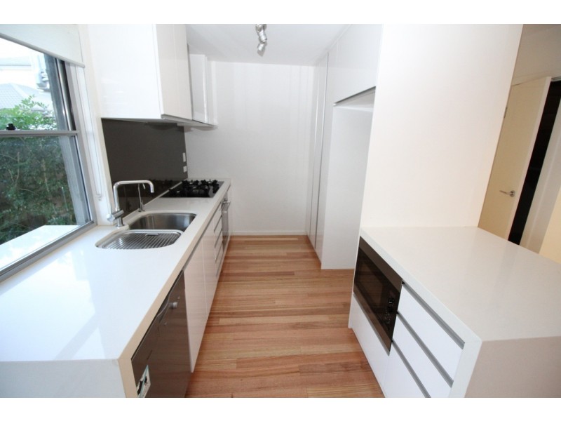 8/125 Bulimba Street, Bulimba QLD 4171