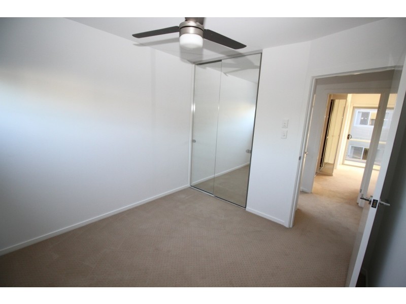 8/125 Bulimba Street, Bulimba QLD 4171