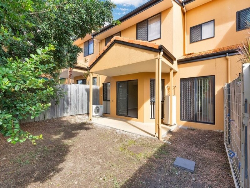 250 Sumners Road, Riverhills QLD 4074