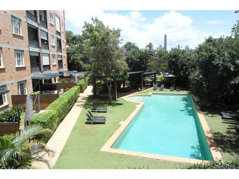 54c Vernon Tce, Teneriffe QLD 4005