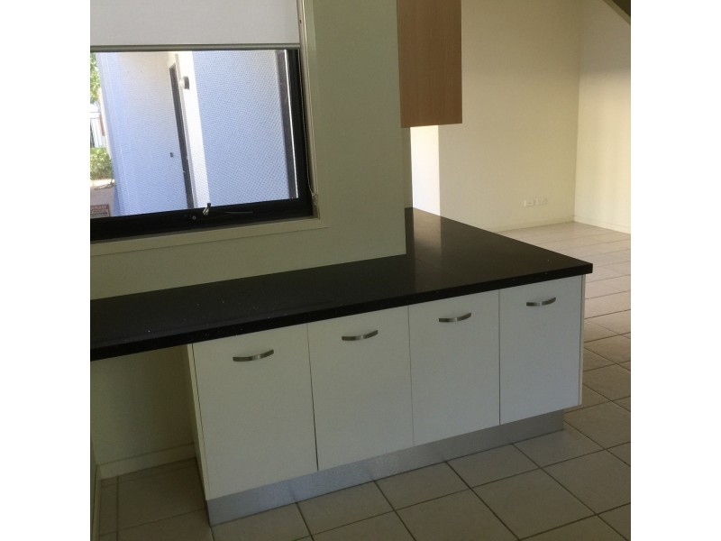 Mount Ommaney QLD 4074