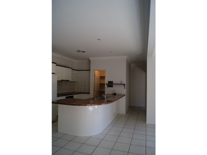 3 Saturn Crescent, Bridgeman Downs QLD 4035