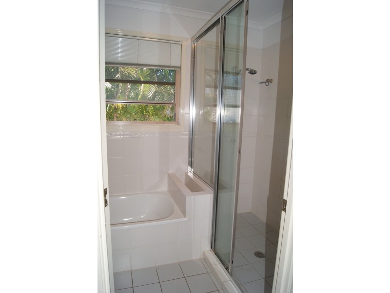 3 Saturn Crescent, Bridgeman Downs QLD 4035