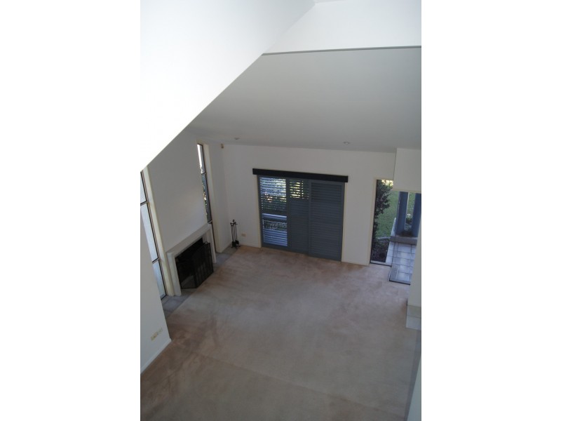 3 Saturn Crescent, Bridgeman Downs QLD 4035