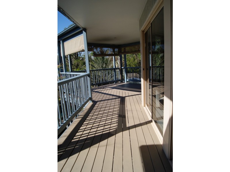 3 Saturn Crescent, Bridgeman Downs QLD 4035