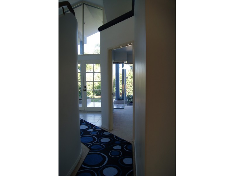 3 Saturn Crescent, Bridgeman Downs QLD 4035