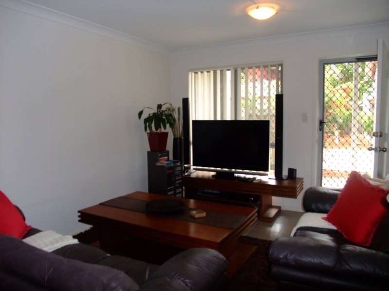 27 Heathwood st, Taigum QLD 4018