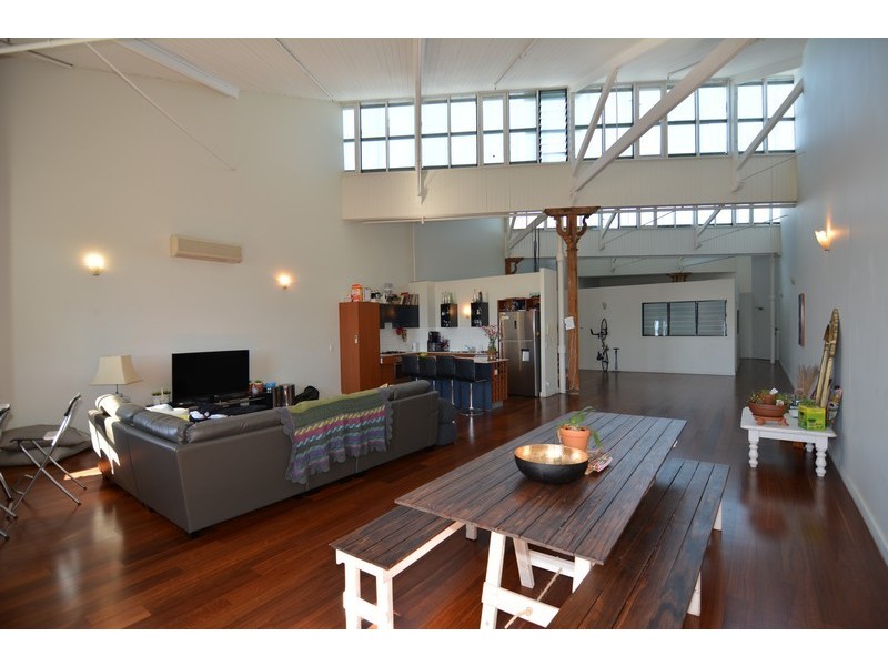 54-a Vernon Terrace, Teneriffe QLD 4005