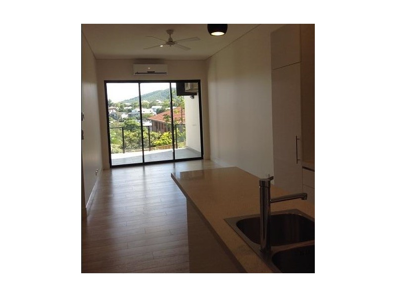 41 Clarence Road, Indooroopilly QLD 4068