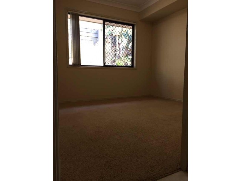 19 Gippsland Place, Calamvale QLD 4116