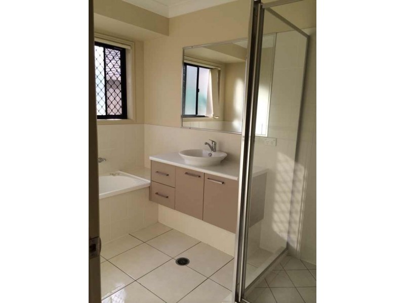 19 Gippsland Place, Calamvale QLD 4116