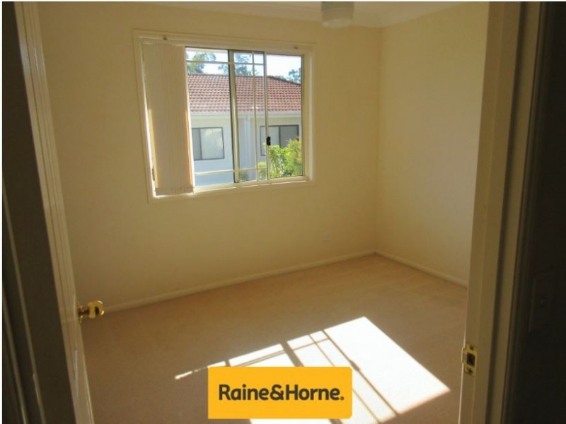 1/8 Gemview St, Calamvale QLD 4116