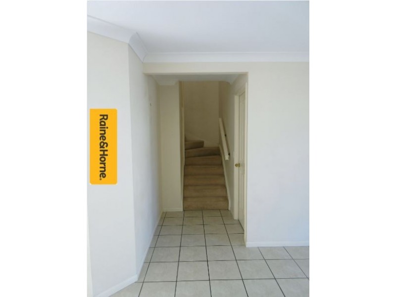 1/8 Gemview St, Calamvale QLD 4116