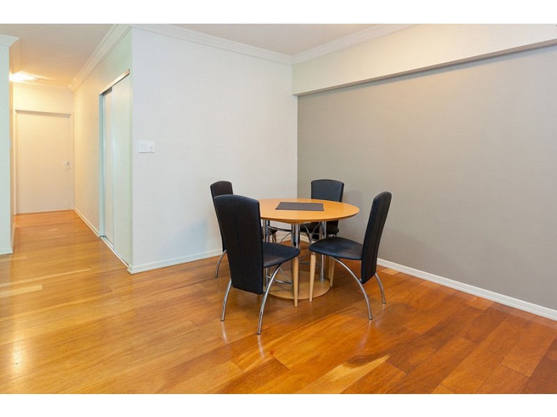 21 Miles Street, Clayfield QLD 4011