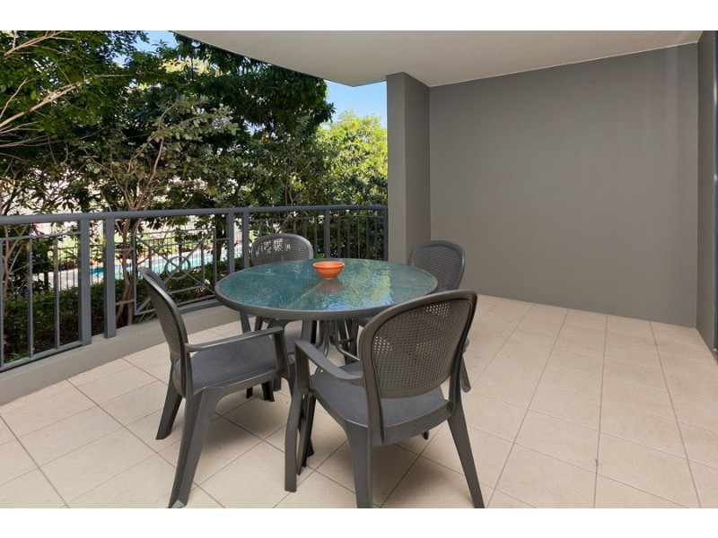 21 Miles Street, Clayfield QLD 4011