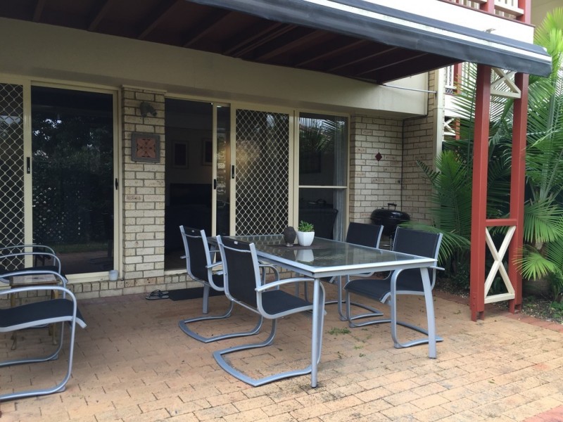 1060 WATERWORKS ROAD, The Gap QLD 4061