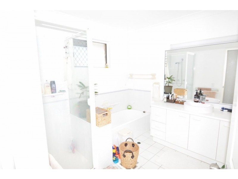 46 H1 Albany Creek Rd, Aspley QLD 4034