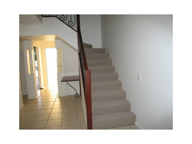 60C Caseys Rd, Hope Island QLD 4212