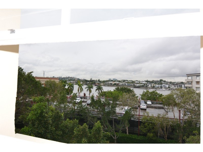 54  a- Vernon Terrace, Teneriffe QLD 4005