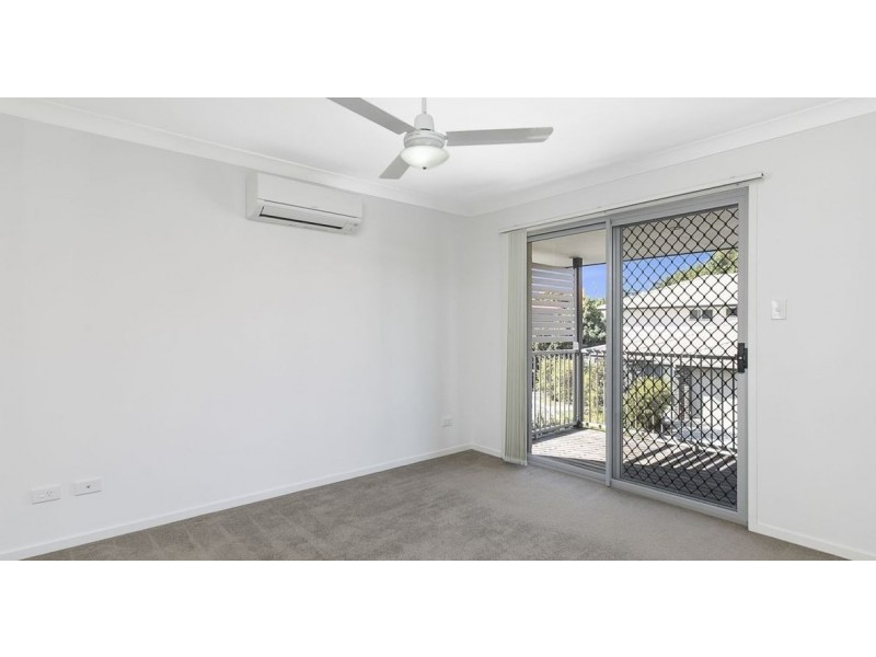 232 Preston Road, Wynnum West QLD 4178