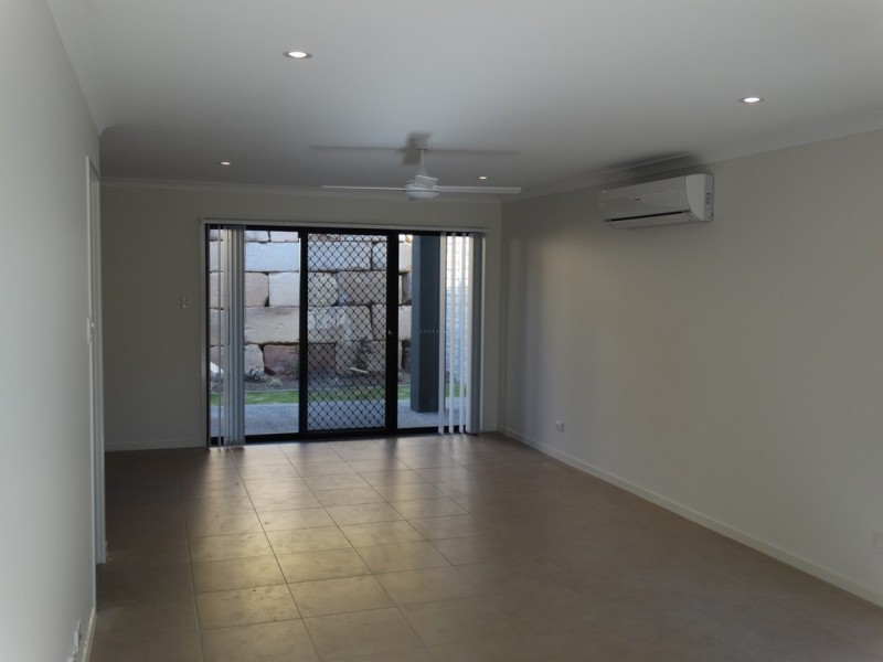 44/14 Lincoln Parade, Springfield Lakes QLD 4300