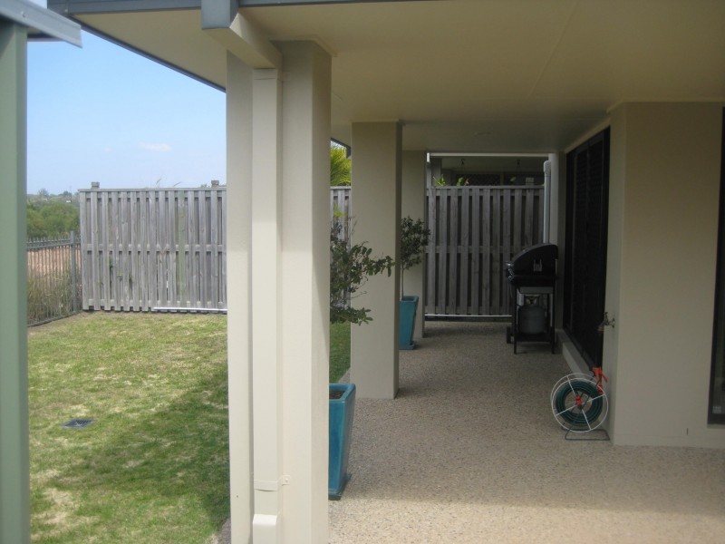 64 15 College St, North Lakes QLD 4509