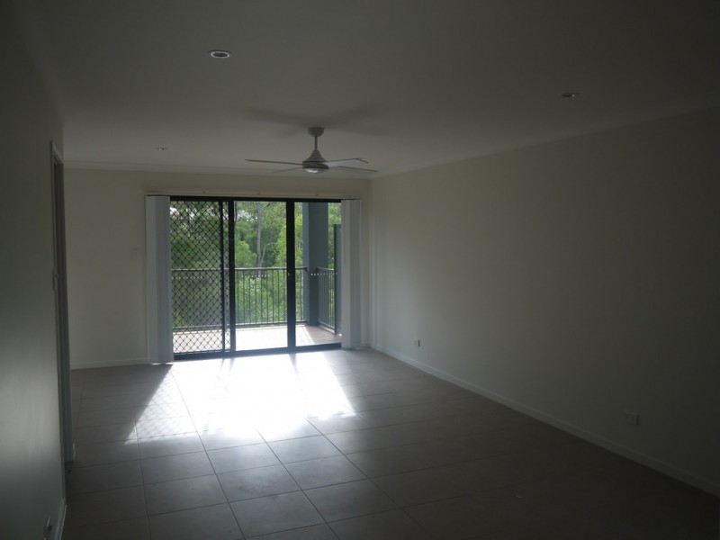 14 Lincoln Parade, Springfield Lakes QLD 4300