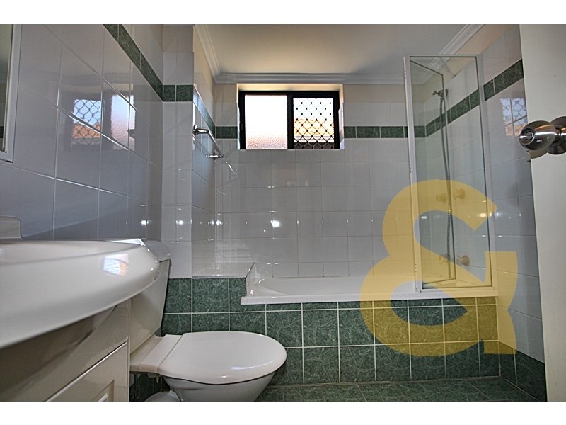 15 Dansie Street, Greenslopes QLD 4120