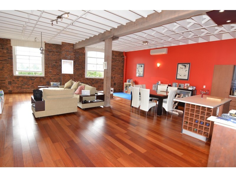 54-e Vernon Tce, Teneriffe QLD 4005