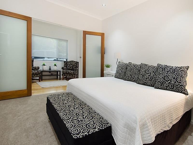 2/33 Eliza Lane, Wavell Heights QLD 4012