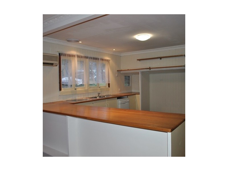 198 Learoyd road, Acacia Ridge QLD 4110