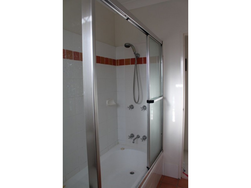 4/60 Church Rd, Zillmere QLD 4034