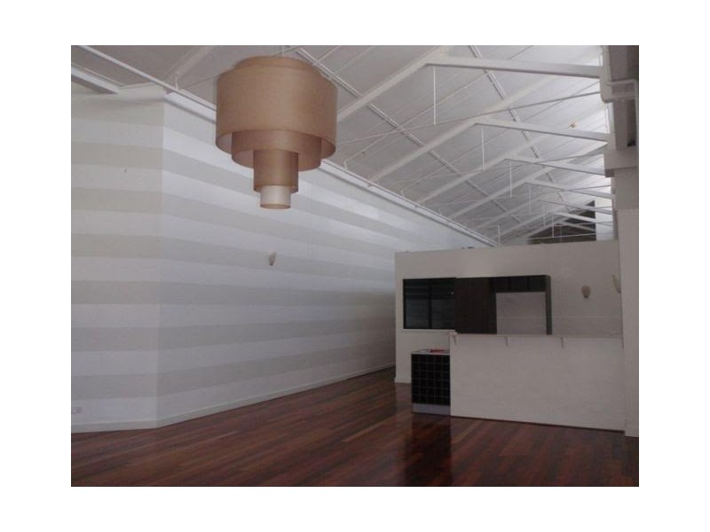 54 f Vernon Tce, Teneriffe QLD 4005