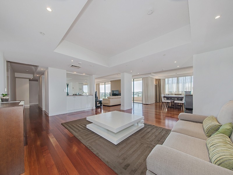 22/10 Park Avenue, Kangaroo Point QLD 4169