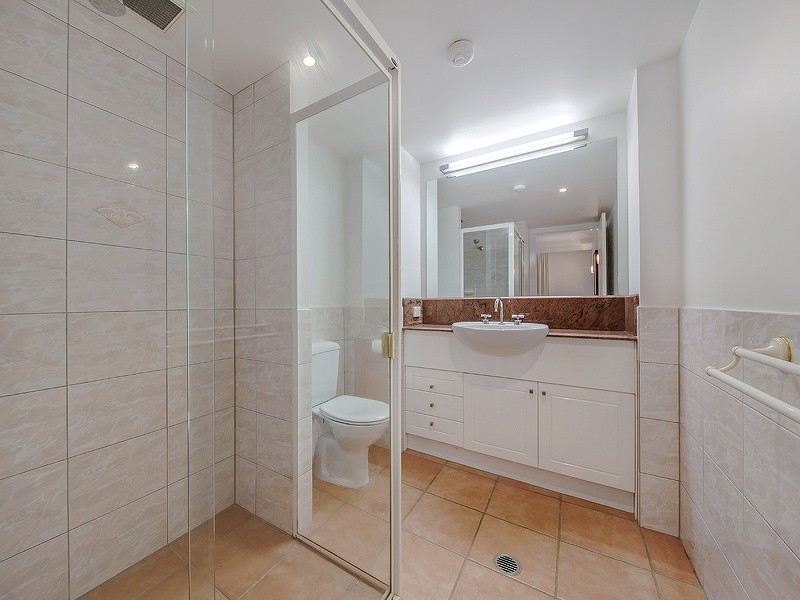 22/10 Park Avenue, Kangaroo Point QLD 4169