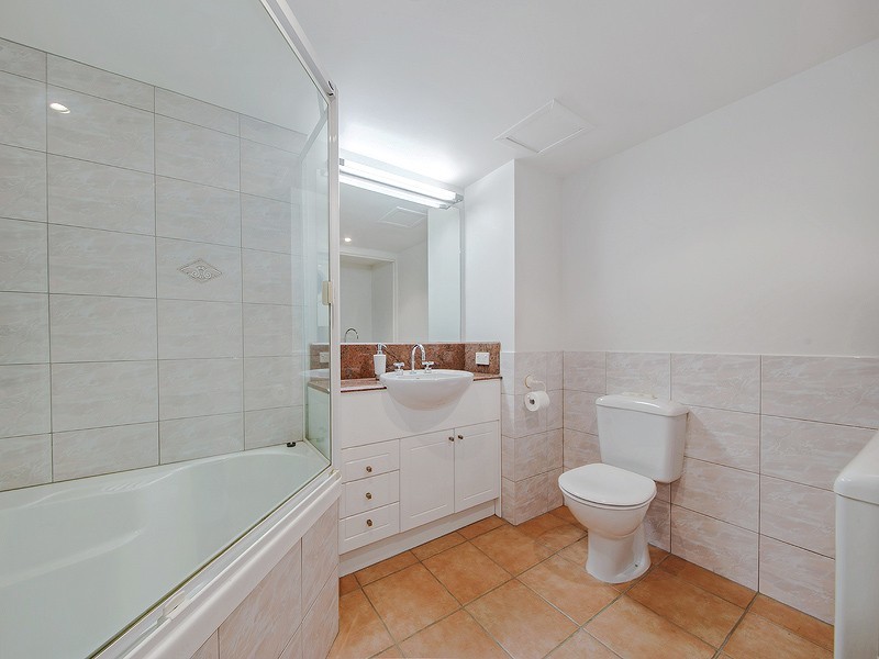 22/10 Park Avenue, Kangaroo Point QLD 4169