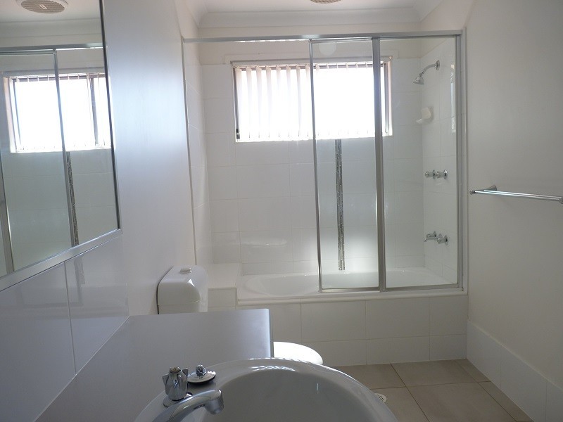 North Lakes QLD 4509