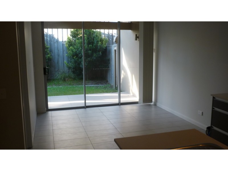 83/123 Barrack Road, Cannon Hill QLD 4170