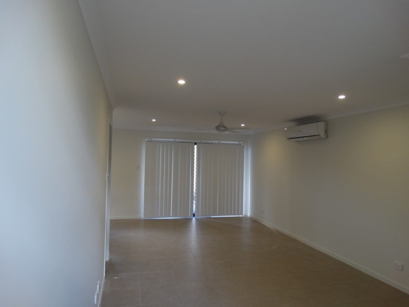 U56/14 Lincoln Parade, Springfield Lakes QLD 4300