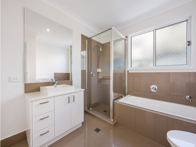 400 TINGAL RD, Wynnum QLD 4178