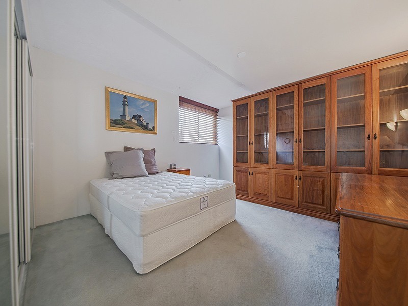 24/10 Park Avenue, Kangaroo Point QLD 4169