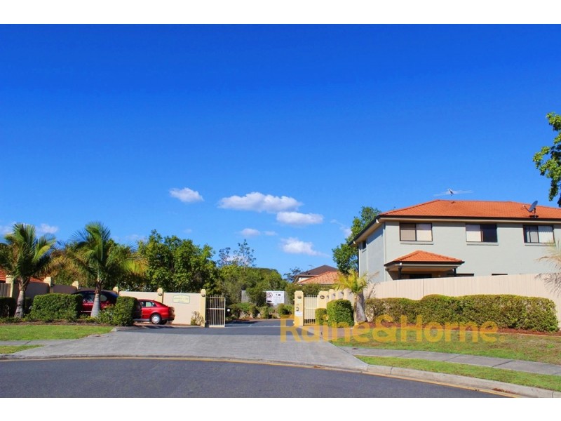 25 Buckingham Place, Eight Mile Plains QLD 4113 Floorplan