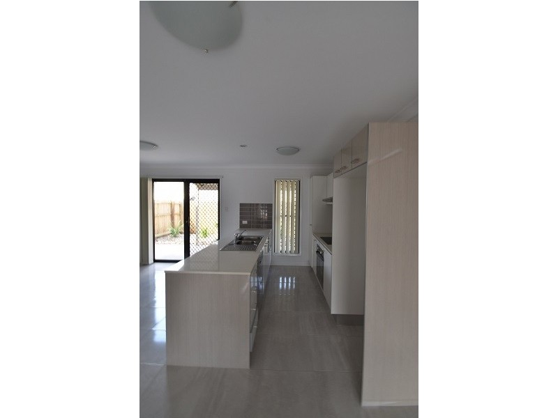 139 Woogaroo Str, Forest Lake QLD 4078