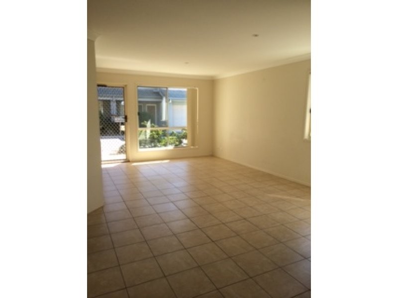 11 Pyranees, Calamvale QLD 4116