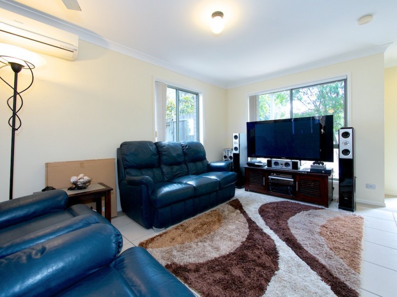 20/100 Bordeaux st, Eight Mile Plains QLD 4113