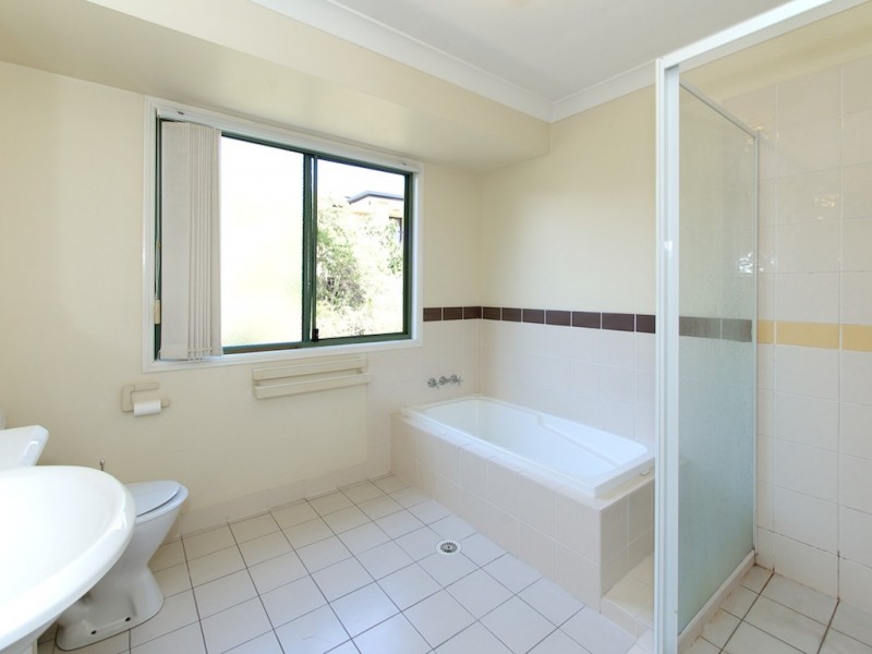 20/100 Bordeaux st, Eight Mile Plains QLD 4113