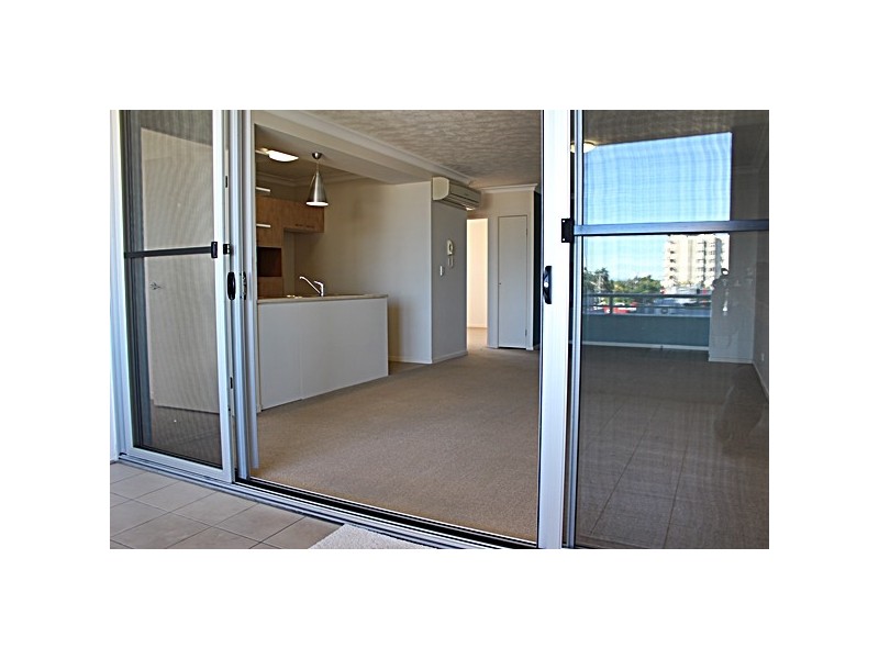 8 16 Grosvenor Road, Indooroopilly QLD 4068