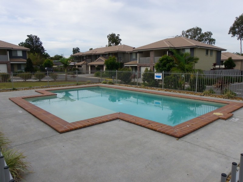 V1/99 Peverell Street, Hillcrest QLD 4118