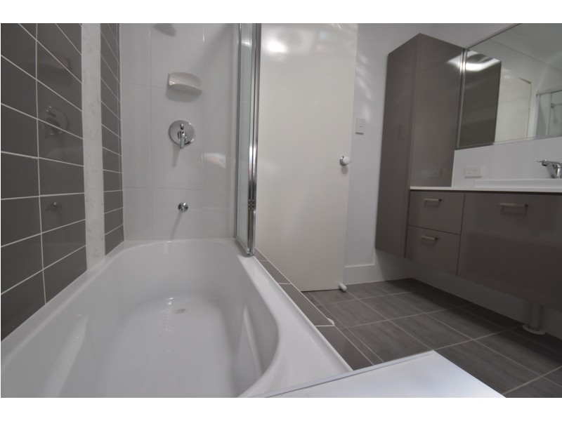 Forest Lake QLD 4078