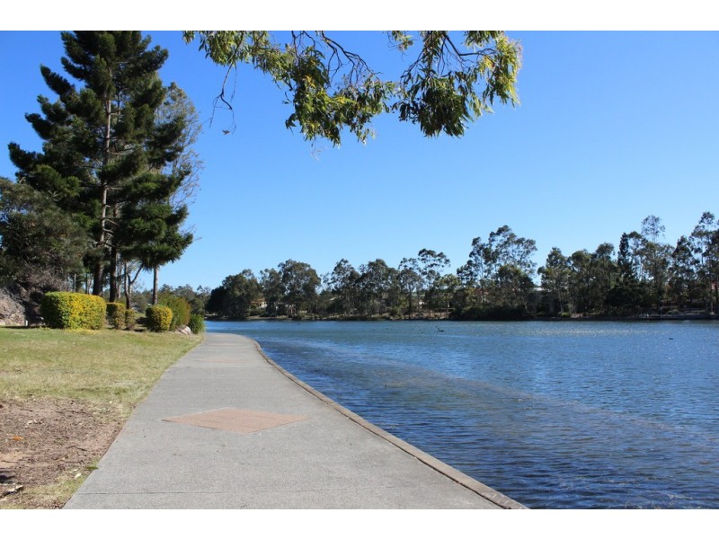 360 Grand Avenue, Forest Lake QLD 4078